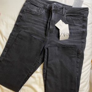 Zara: Jeans